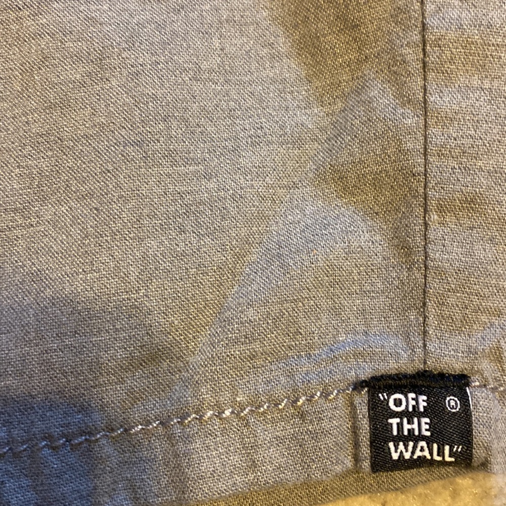 VANS Men’s Cargo Shorts - Picture 2 of 4